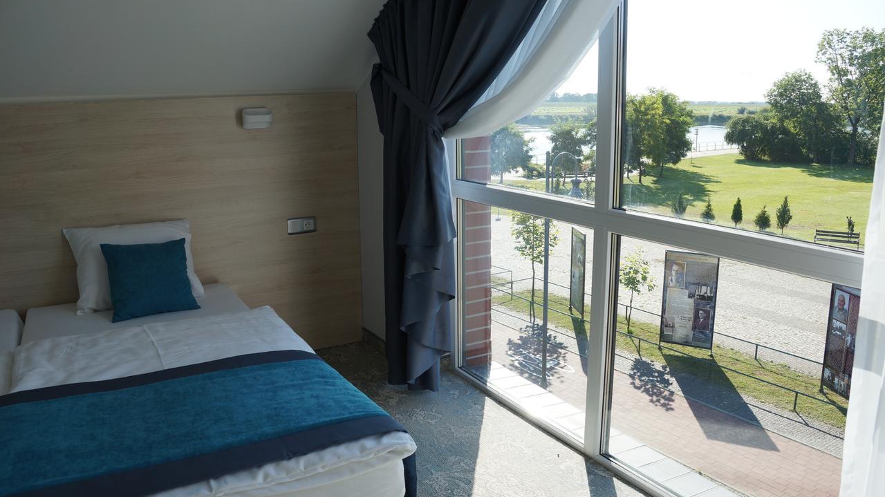Hotel Vela 特切夫 外观 照片