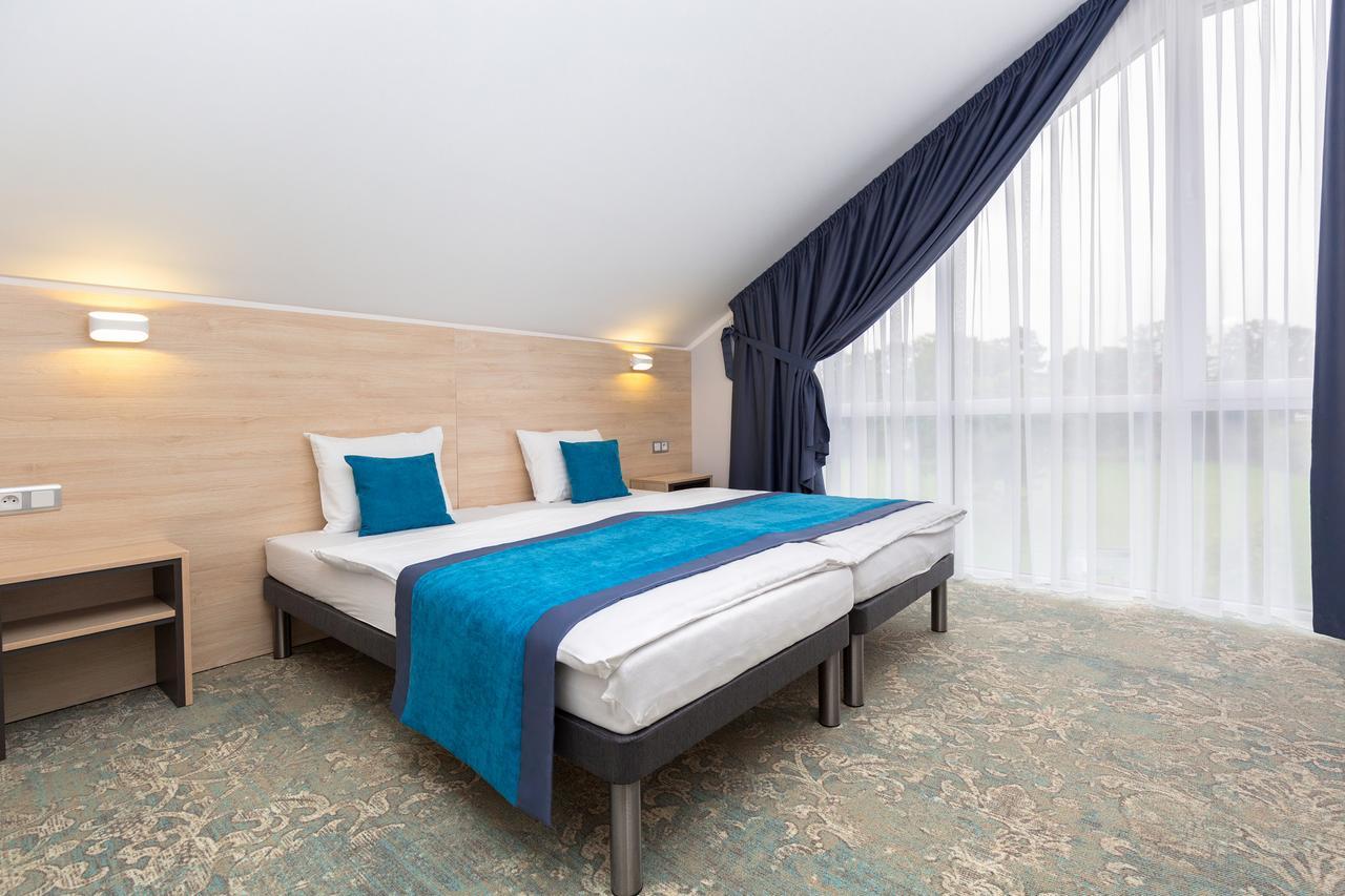 Hotel Vela 特切夫 外观 照片