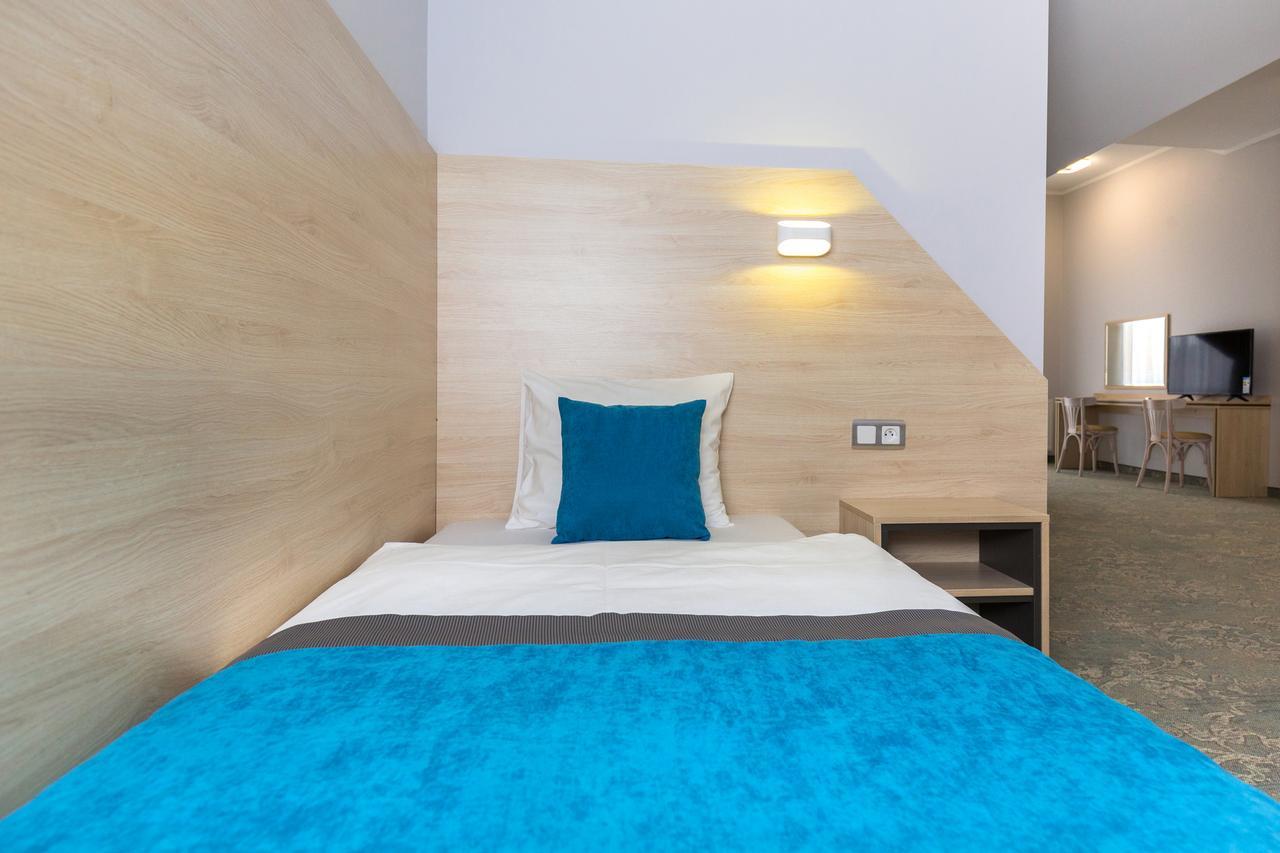 Hotel Vela 特切夫 外观 照片
